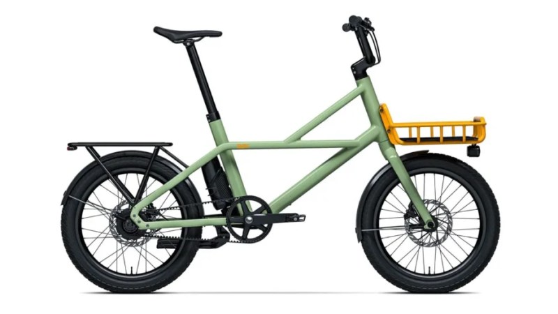 Ce vélo électrique urbain s’inspire d’un design iconique et se dote d’un emplacement pour caler votre ordinateur
