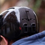 Doté d’une dynamo, cet innovant casque vélo peut recharger vos feux avant et arrière