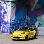 Ford va rendre ses voitures électriques bien plus abordables grâce à une innovation de Tesla