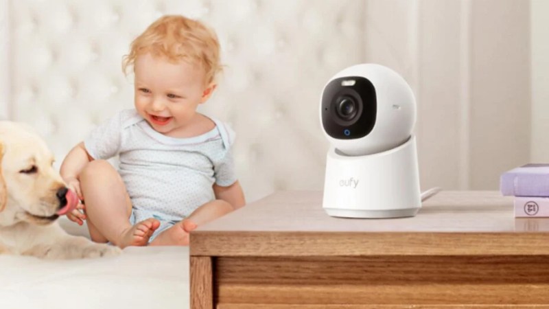 Amazon casse le prix de cette caméra connectée 4K, avec détection de mouvements par IA