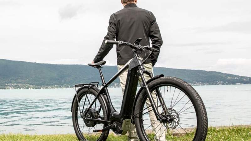Ce système révolutionnaire pour vélo électrique supprime chaîne et vitesses et débarque sur 4 modèles d’exception
