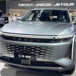 On est montés à bord du SUV hybride rechargeable chinois qui débarque en France : voici le Chery Omoda C9