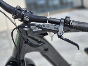 Intersport Nakamura Crosslight 8