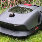 Amazon coupe un tiers du prix sur ce robot tondeuse qui s’occupe de 1 000m² jardin de façon autonome