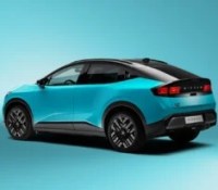 NISSAN_LEAF_REAR_3-4_2_hi 2