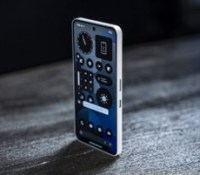 Amazon fait une belle offre sur le récent Nothing Phone (3a) Pro, un smartphone au look audacieux