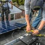 Panneaux solaires chinois sur les toits des maisons : l&rsquo;Europe redoute un blackout provoqué à distance