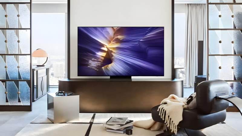 Samsung 65S90F : ce sublime TV QD‑OLED 144 Hz de 65 pouces tombe à moitié prix