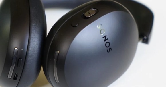 Sonos Ace // Source : Frandroid