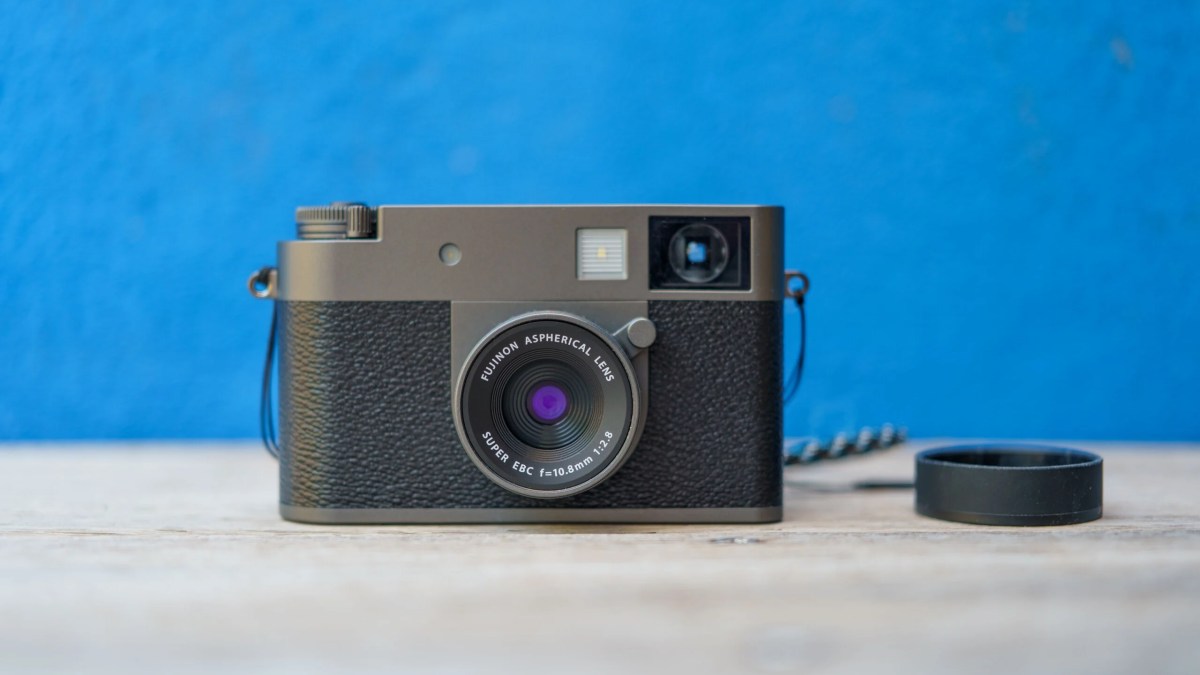 Fujifilm X Half