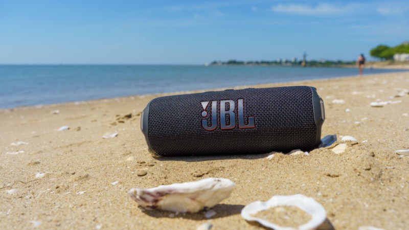 La JBL Flip 7 est l’enceinte qu’il vous faut pour prolonger l’été, et elle est en promotion jusqu’à demain La JBL Flip 7 est l’enceinte qu’il vous faut pour prolonger l’été, et elle est en promotion jusqu’à demain