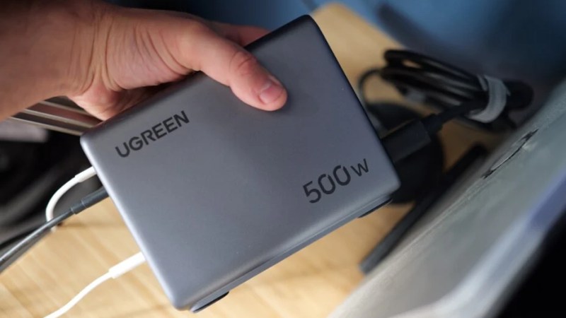 Test du chargeur Ugreen Nexode 500W : enfin la fin du chaos de câbles ?