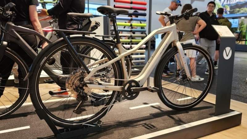 Le moteur électrique DJI ultra puissant s’invite sur un vélo urbain : c’est tout simplement une première