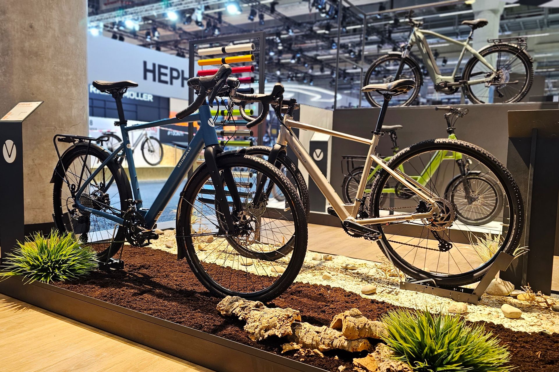 Velo de Ville Stryva E vélo gravel électrique Eurobile 2025