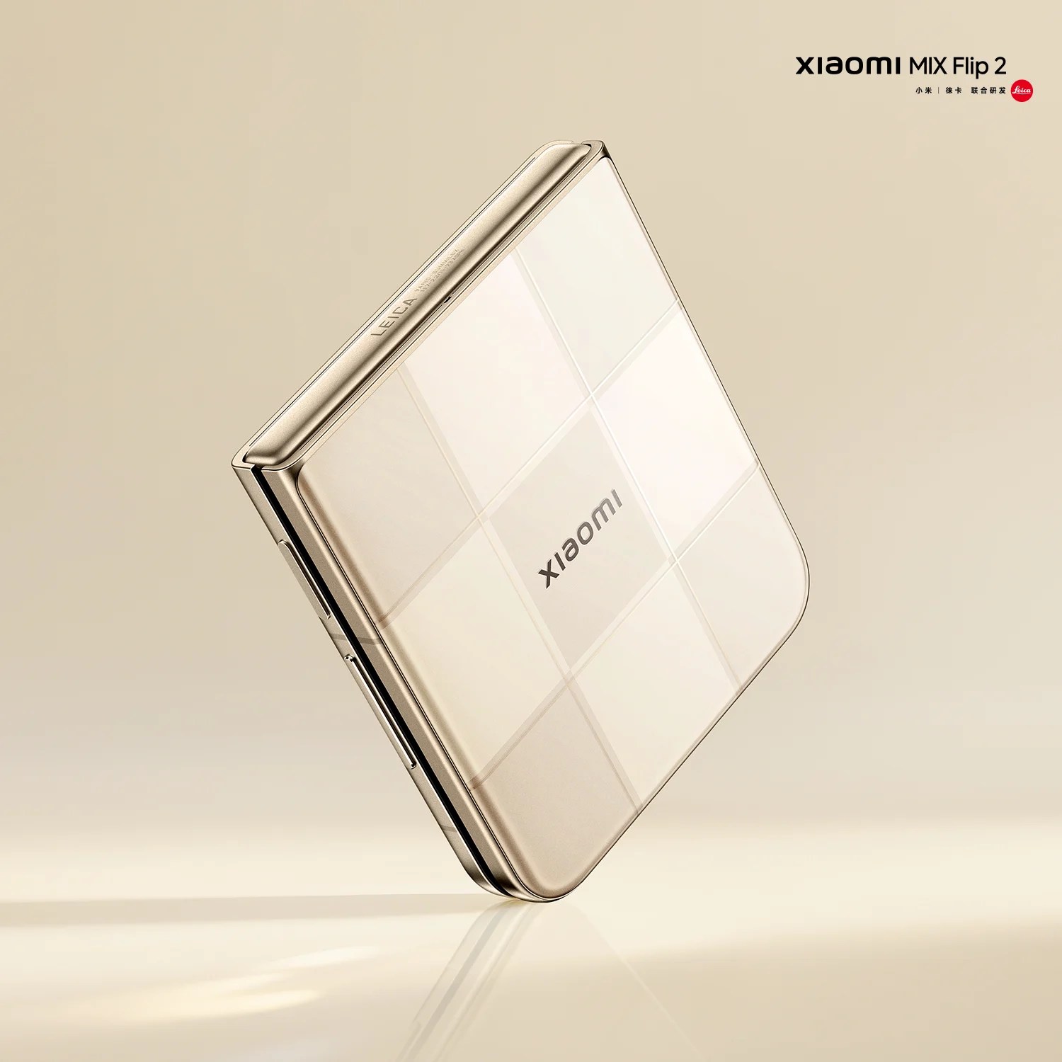 Xiaomi Mix Flip 2 // Source : Xiaomi