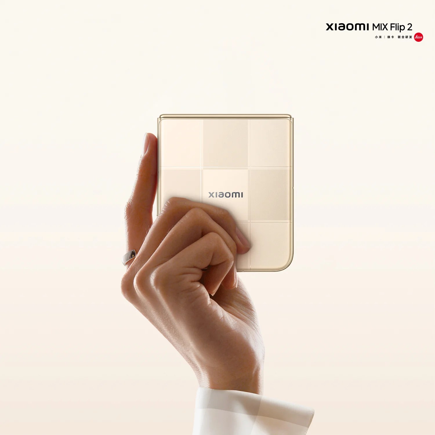 Xiaomi Mix Flip 2 // Source : Xiaomi