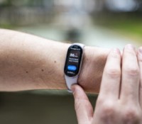 Le Xiaomi Smart Band 10 // Source : Chloé Pertuis - Frandroid