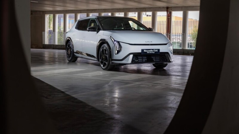 La Renault Mégane électrique a une nouvelle rivale : voici les prix de la Kia EV4 et ses 600 km d’autonomie