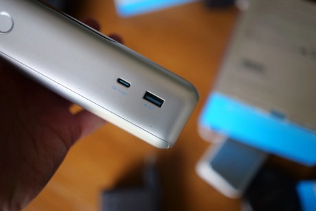 Batteries et chargeurs - Frandroid - P1090009