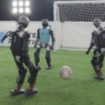 Des robots à la place des footballeurs ? Le futur se dessine en Chine