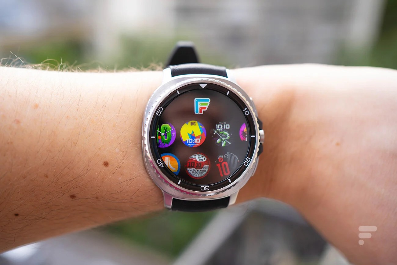 L'application Facer sur la Samsung Galaxy Watch 8 Classic