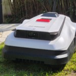 Test de la tondeuse robot Ecovacs Goat A1600 RTK : une efficacité hors norme pour les pelouses XL