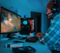Windows 11 ne bénéficie pas uniquement de l'abandon progressif de Windows 10 // Source : Samsung via Unsplash
