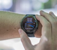 La prévision du temps de course sur la Garmin Forerunner 970 // Source : Chloé Pertuis - Frandroid