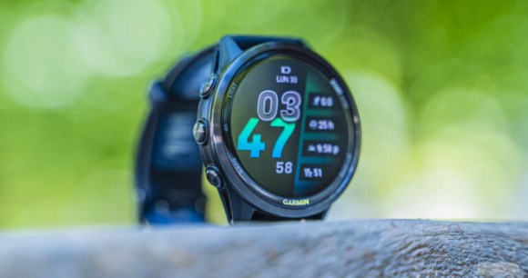La Garmin Forerunner 970 // Source : Chloé Pertuis - Frandroid