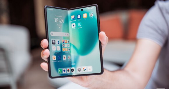 Honor Magic V5 // Source : Robin Wycke - Frandroid