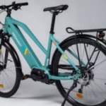 Ce vélo électrique confortable avec 100 km d’autonomie coûte 350 € de moins chez Decathlon
