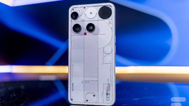 Le Nothing Phone (3) chute de 40&nbsp;%&nbsp;: une affaire à ne pas rater sur ce modèle premium au look atypique