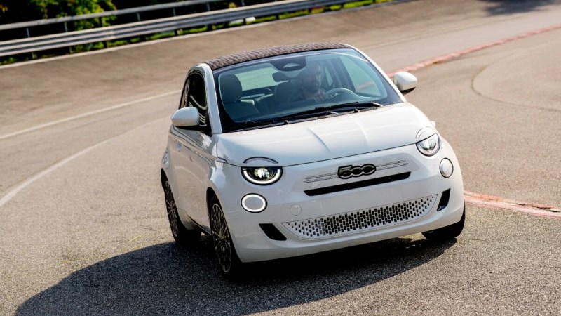 Prix cassé et nouvelle batterie&nbsp;: voici comment la Fiat 500 compte faire son grand retour en 2027