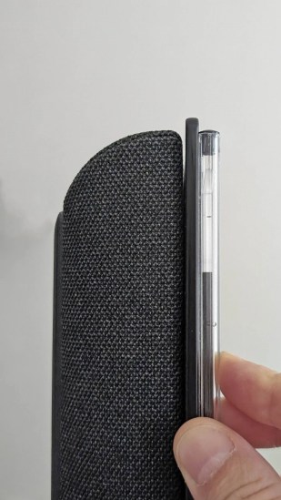 Panasonic 55Z95B // Source : Sylvain Pichot - Frandroid