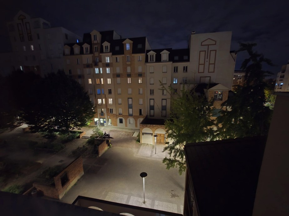 Samsung Galaxy Z Fold 7 ultra grand angle 0036