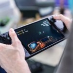 Steam Deck Oled // Source : Chloé Pertuis pour Frandroid