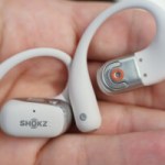 Test des Shokz OpenFit 2+ : le son et la sécurité enfin réconciliés