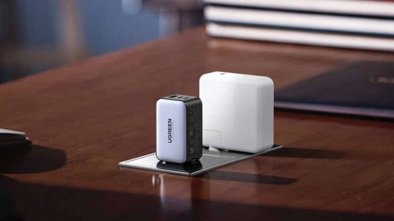 Ce chargeur Ugreen Nexode 65 W bradé à -38 % charge jusqu’à 3 appareils simultanément, le top pour ne pas s’encombrer Ce chargeur Ugreen Nexode 65 W bradé à -38 % charge jusqu’à 3 appareils simultanément, le top pour ne pas s’encombrer