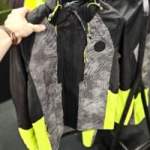 On a vu le gilet jaune réinventé pour vélo : plus de style mais une sécurité optimale