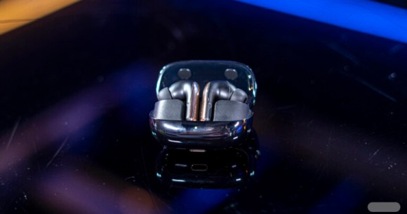 Xiaomi Buds 5 Pro // Source : Chloé Pertuis - Frandroid