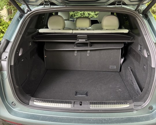 Le coffre avec le matelas