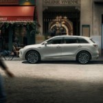 L’équivalent d’un Tesla Model Y avec des technologies Huawei pour 20 400 € : à peine lancé, cette voiture électrique chinoise cartonne