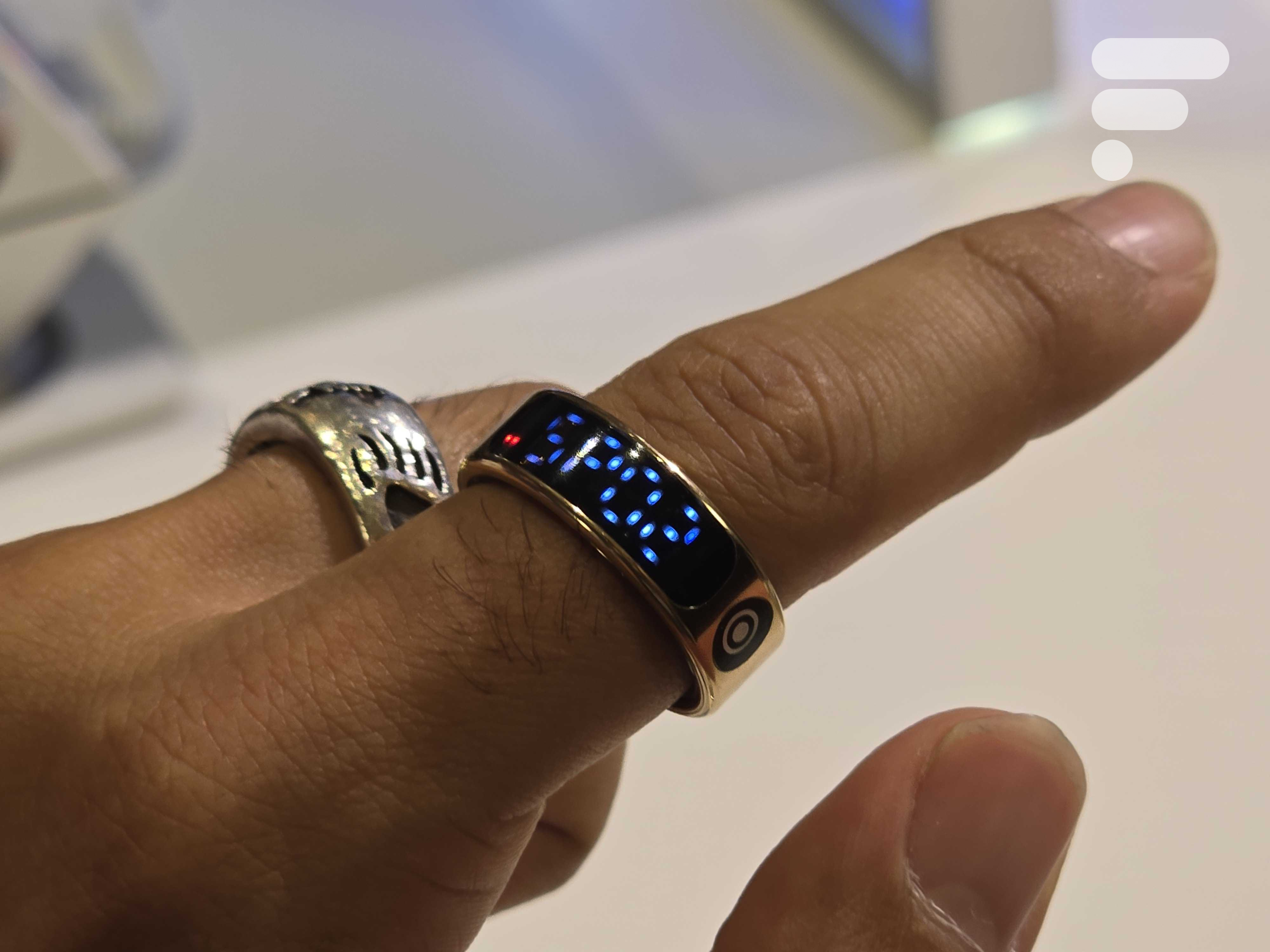 La bague connectée de J Ring, conçue avec Honor
