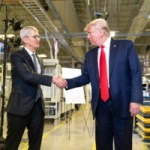 Faute d’un iPhone « 100 % américain », Apple promet d’investir 100 milliards de dollars supplémentaires aux États-Unis