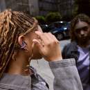 Boulanger baisse déjà le prix des nouveaux écouteurs ouverts de JBL au design transparent