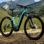 Ce VTT électrique affiche des coloris originaux et une version plus grand public