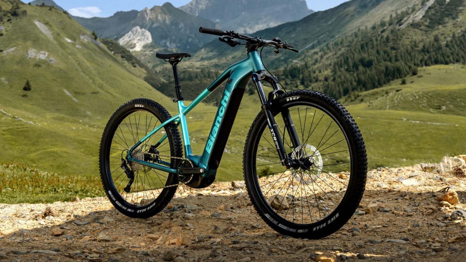 Ce VTT Ã©lectrique affiche des coloris originaux et une version plus grand public
