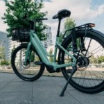 Canyon dégaine son vélo électrique urbain ultime : puissant, tout équipé et pratique