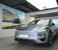 Tesla Model Y Performance (2025) // Source : Jean-Baptiste Passieux - Frandroid