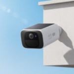 Le prix de ce pack avec deux caméras connectées 2K solaires Eufy fond comme neige au soleil sur Amazon
